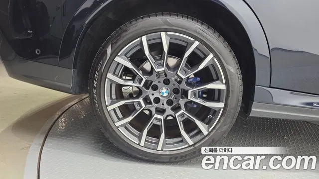 BMW X6 xDrive40i M Sport — Фото автомобиля 2