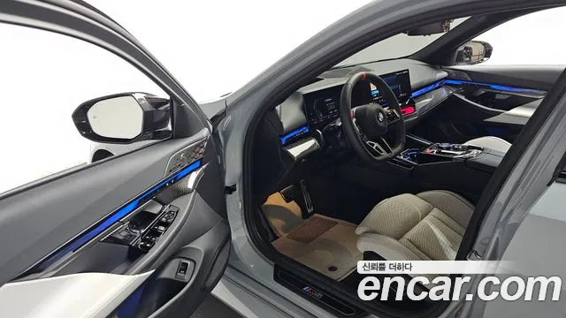 BMW M5 G90 — Фото автомобиля 15