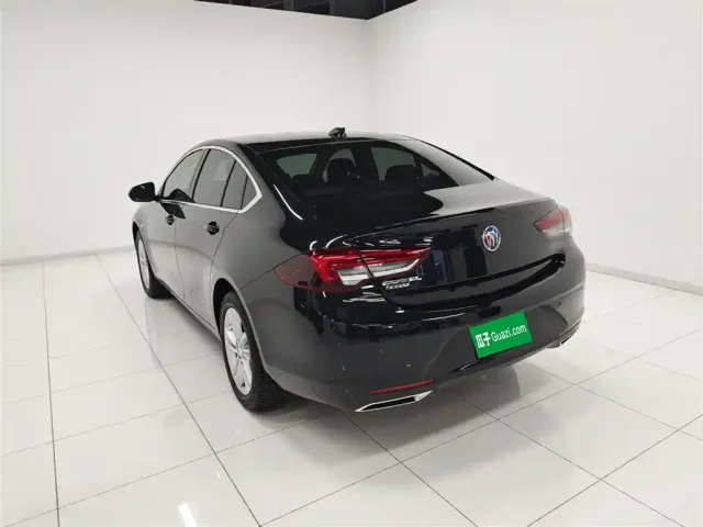 Buick Regal — Фото автомобиля 4