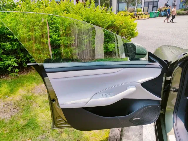 Xiaomi SU7 — Фото автомобиля 26