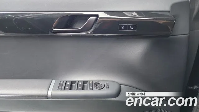 Hyundai Grandeur GN7 — Фото автомобиля 17