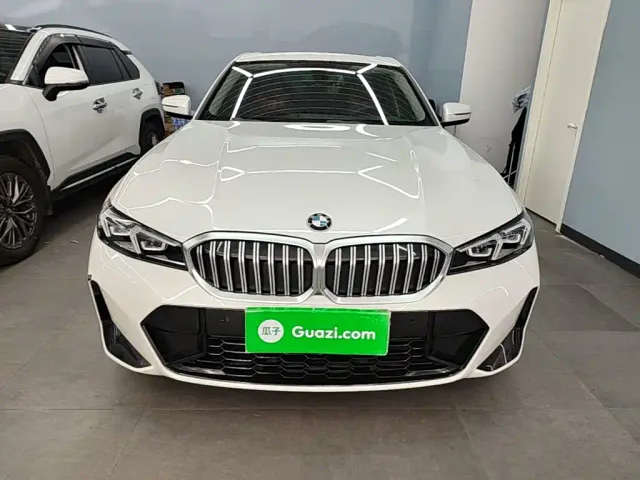 BMW 3 Series — Фото автомобиля 2
