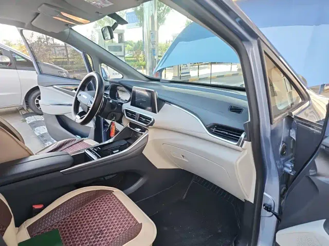 Maxus G50 — Фото автомобиля 19