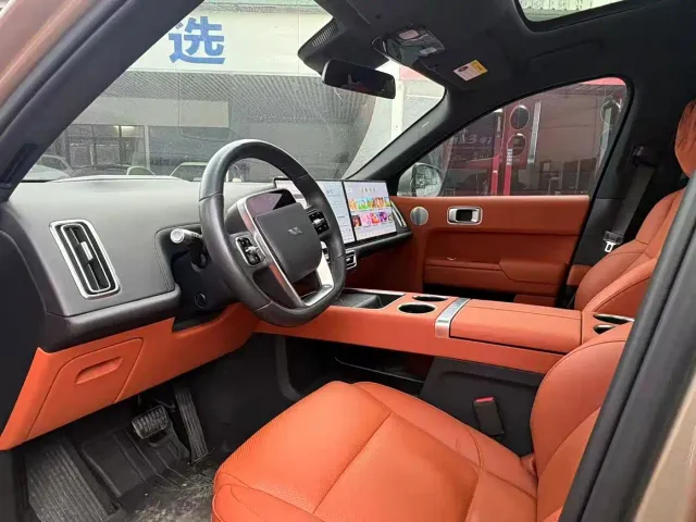 Li Auto L9 — Фото автомобиля 4