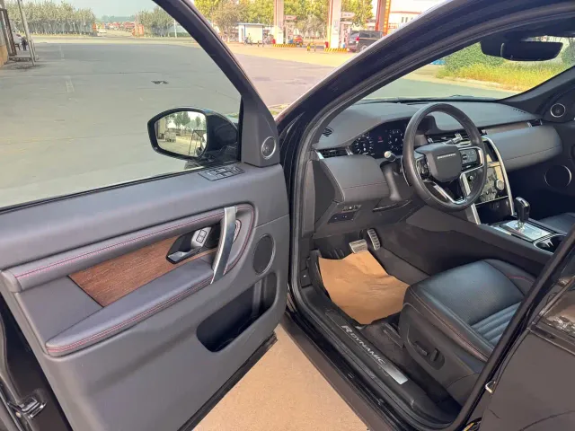 Land Rover Discovery Sport 2022 Model 249PS R-Dynamic S Performance Edition 5-Seater — Фото автомобиля 7