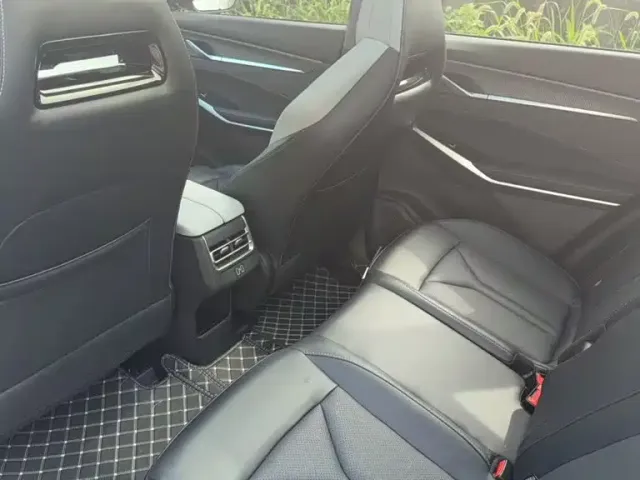 Changan CS75 Plus — Фото автомобиля 3