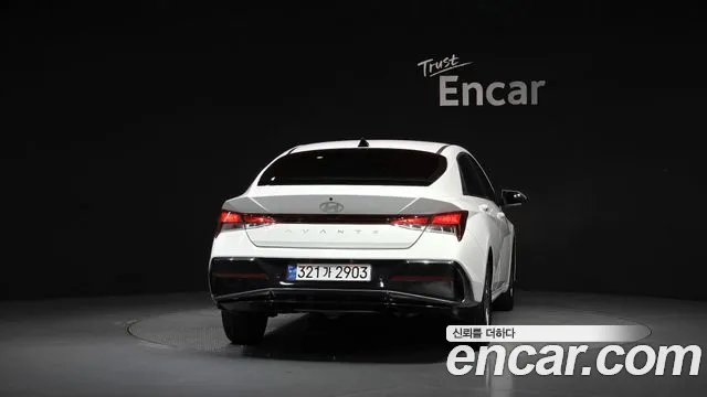 Hyundai AVANTE Новый Avante (CN7) — Фото автомобиля 4