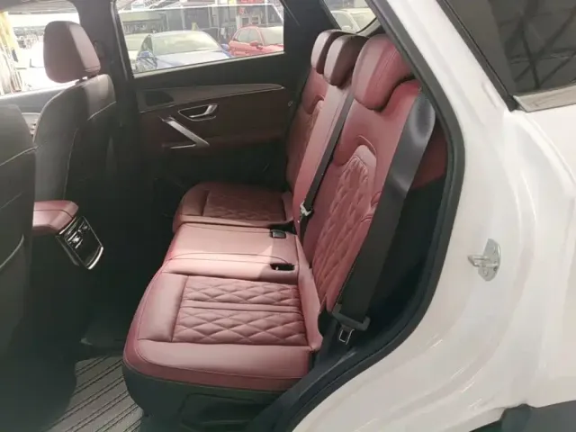 Jetour X70 Plus — Фото автомобиля 12
