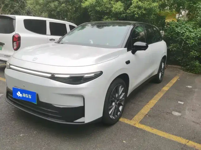 Фотография автомобиля — Leapmotor C10