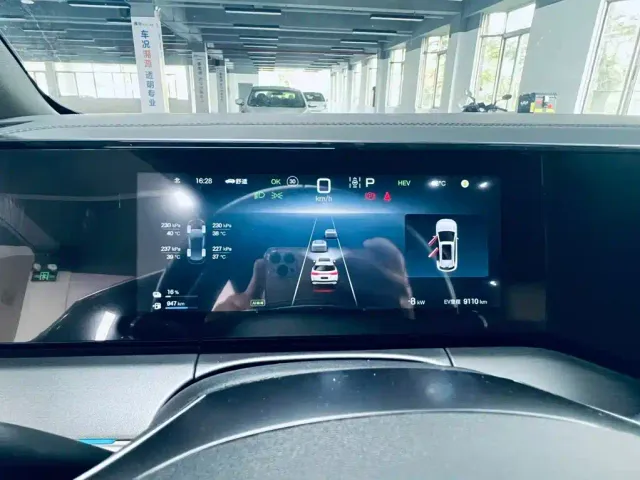 BYD Song L DM-i — Фото автомобиля 3