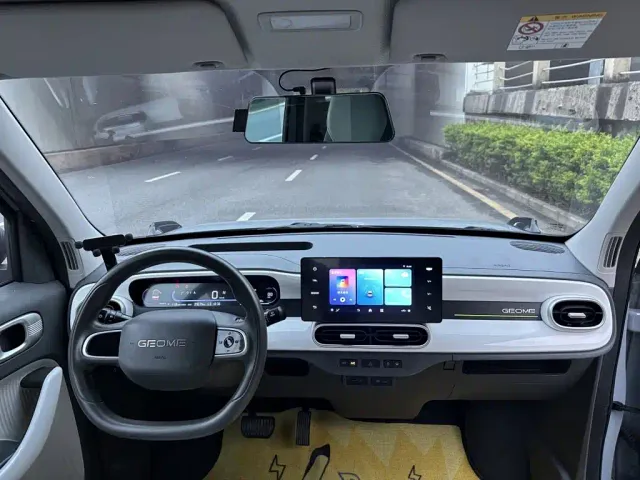 Geely Panda — Фото автомобиля 8
