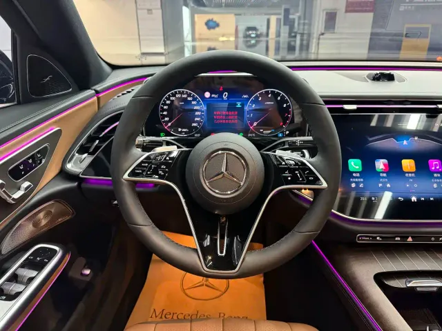 Mercedes-Benz E-Class — Фото автомобиля 7