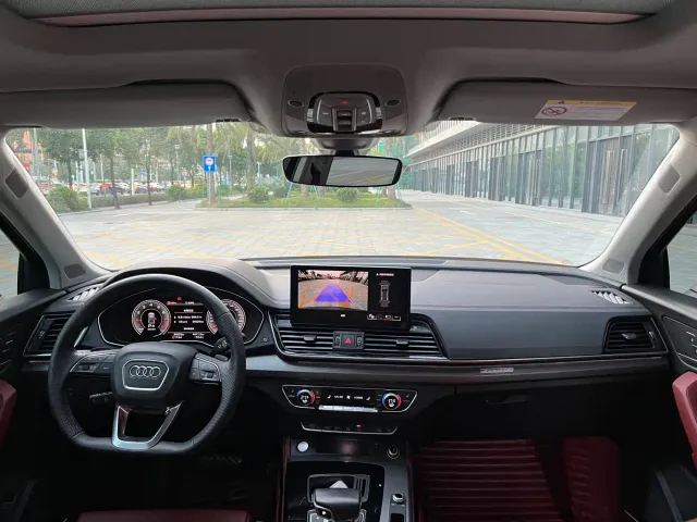 Audi Q5L — Фото автомобиля 8