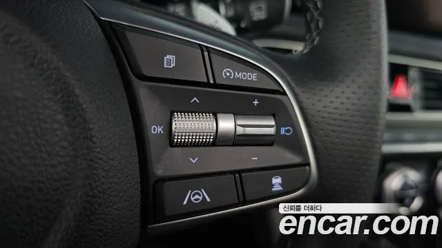 Genesis G70 — Фото автомобиля 21