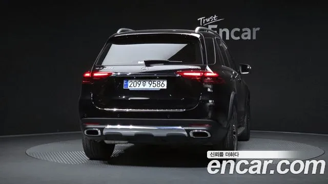 Mercedes-Benz GLE-Class — Фото автомобиля 4