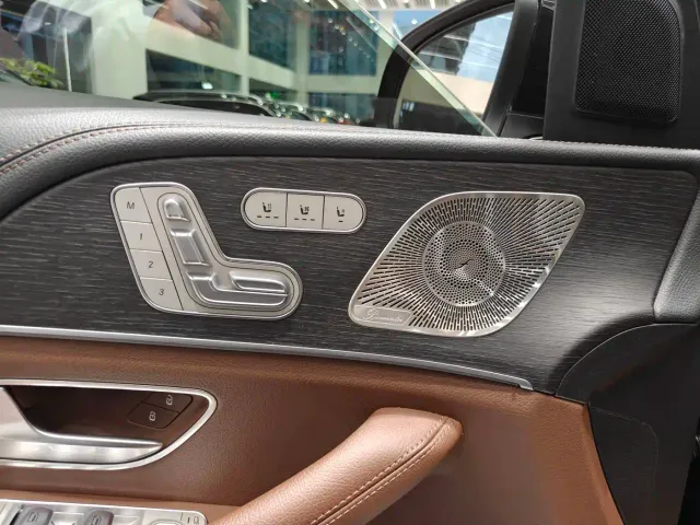 Mercedes-Benz GLS-Class — Фото автомобиля 6