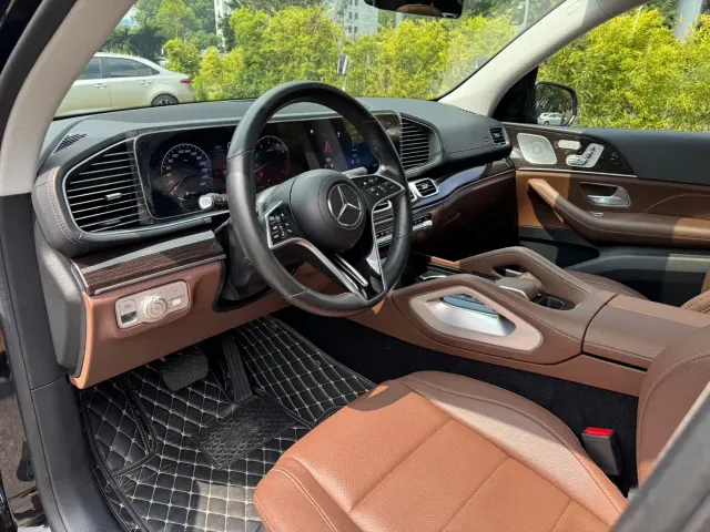 Mercedes-Benz GLE-Class — Фото автомобиля 9