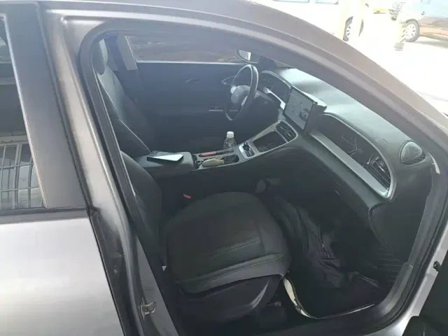 Geely Starry Wish — Фото автомобиля 24