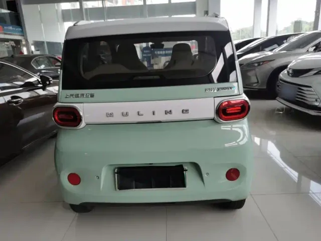 Wuling Hongguang Mini EV — Фото автомобиля 5