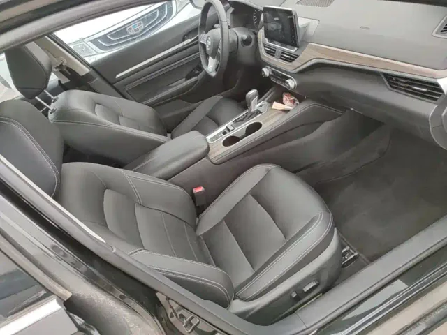 Nissan Teana — Фото автомобиля 24