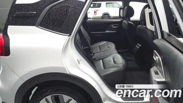 Kia Niro Niro Plus Earth — Фото автомобиля 12