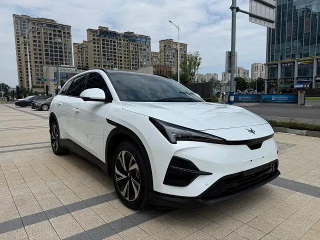 Arcfox Alpha T5 — Фото автомобиля 3