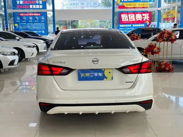 Nissan Teana — Фото автомобиля 11
