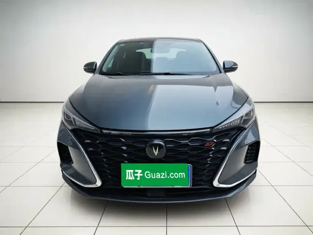 Changan Eado — Фото автомобиля 2