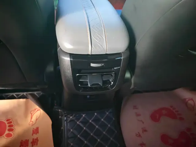 GAC Trumpchi Emkoo — Фото автомобиля 12