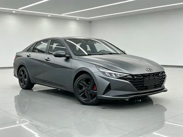 Hyundai Elantra — Фото автомобиля 3