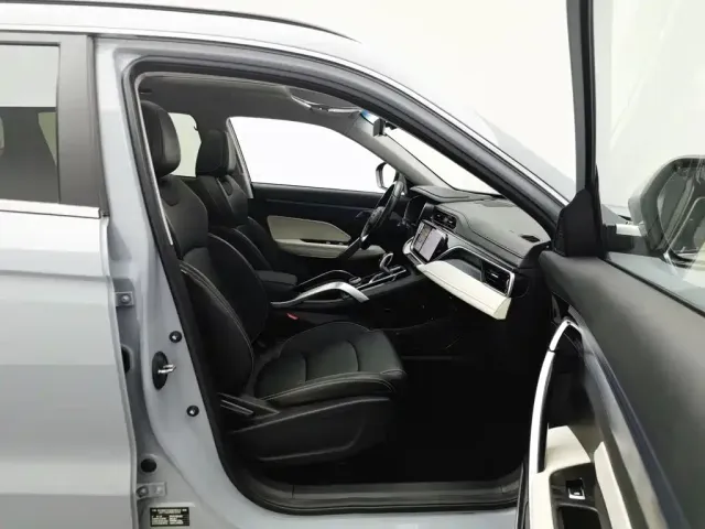Geely Boyue — Фото автомобиля 23
