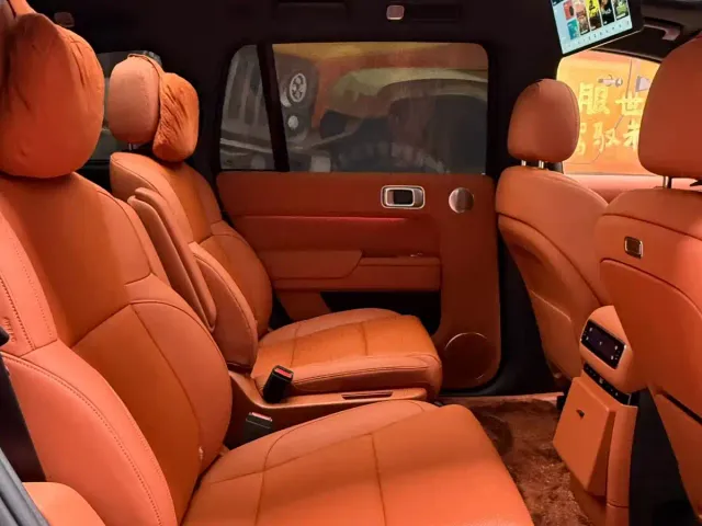 Li Auto Li Xiang L9 2024 Model Ultra — Фото автомобиля 9