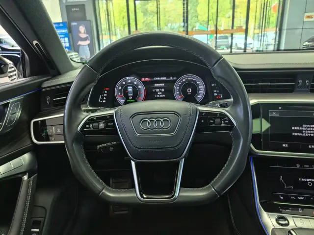 Audi A6L — Фото автомобиля 13