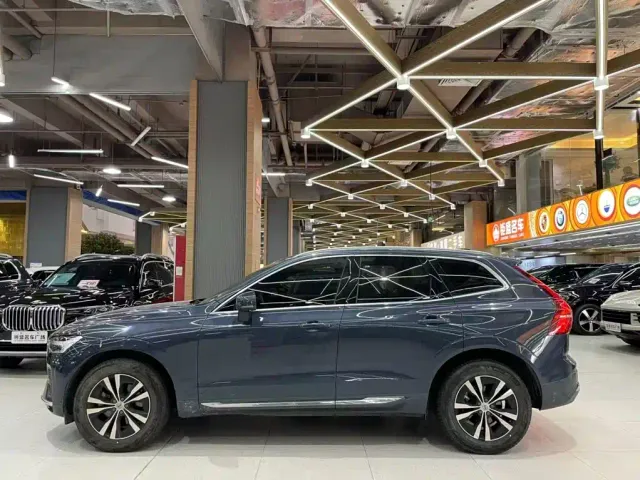 Volvo XC60 — Фото автомобиля 13