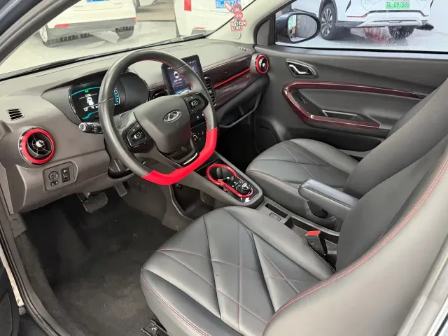 Chery eQ1 — Фото автомобиля 5