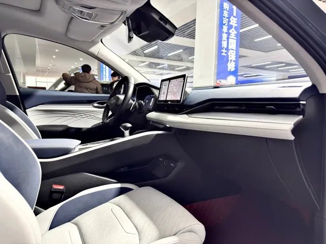 Geely Xingrui — Фото автомобиля 14
