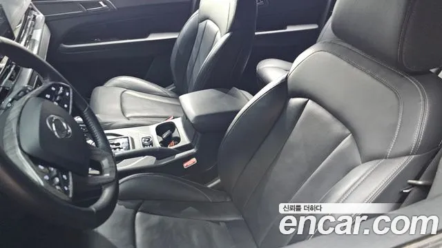 KG_Mobility_Ssangyong Rexton Новый Rexton Sport Khan Дизель 2.2 4WD — Фото автомобиля 27