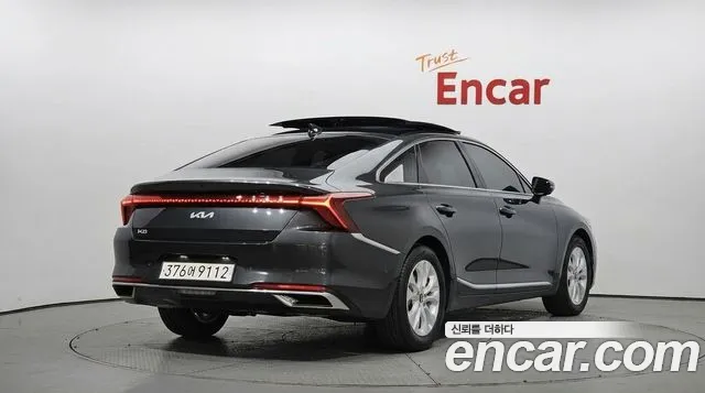 Kia K8 — Фото автомобиля 2