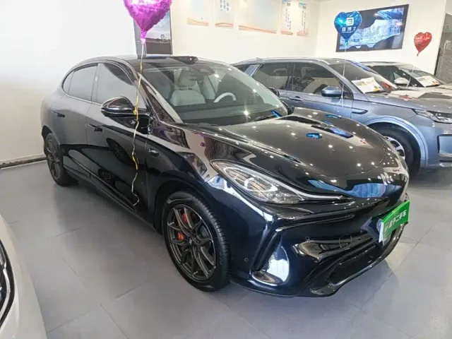 IM Motors LS6 — Фото автомобиля 21