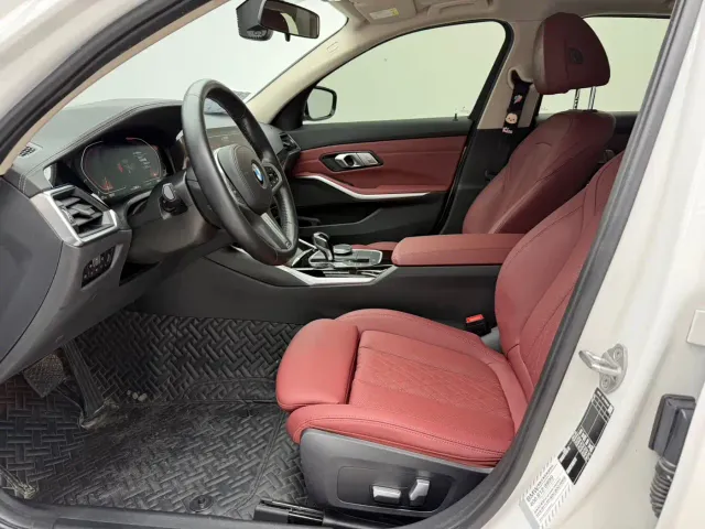 BMW 3 Series — Фото автомобиля 10