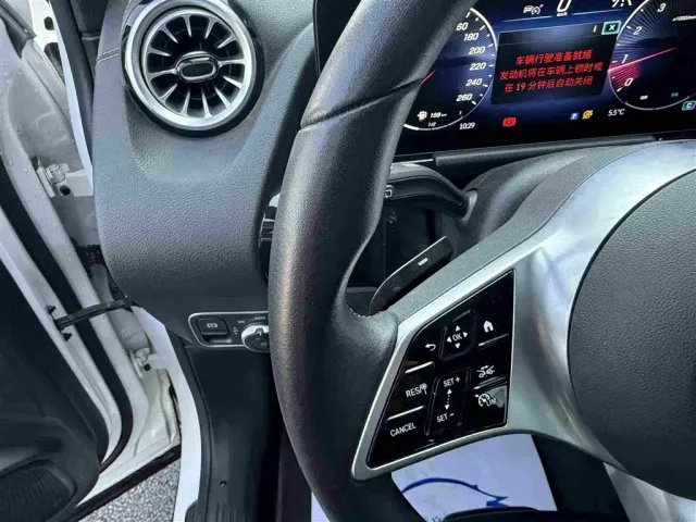 Mercedes-Benz GLA-Class — Фото автомобиля 6