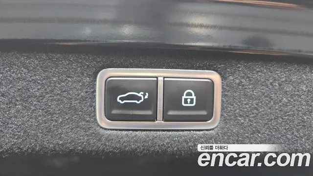 Hyundai Grandeur GN7 — Фото автомобиля 22