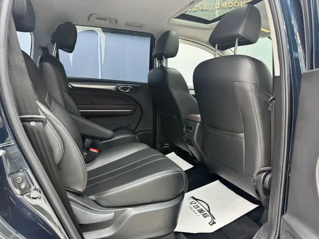 GAC Trumpchi M6 — Фото автомобиля 8