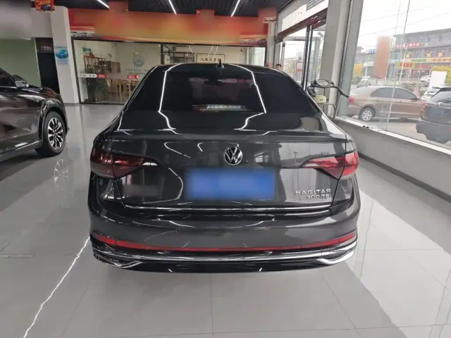 Volkswagen Sagitar — Фото автомобиля 11