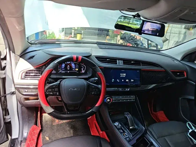 Dongfeng Fengshen AX7 — Фото автомобиля 9