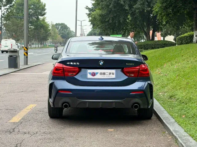BMW 1 Series — Фото автомобиля 5
