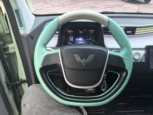 Wuling Hongguang Mini EV — Фото автомобиля 6