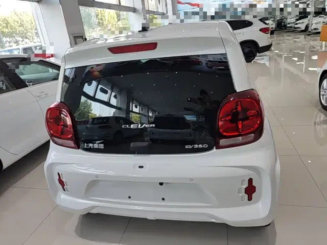 Roewe Clever — Фото автомобиля 5