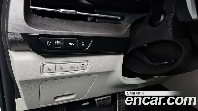Kia Canival Carnival 4 поколение Бензин 7 мест Signature — Фото автомобиля 16