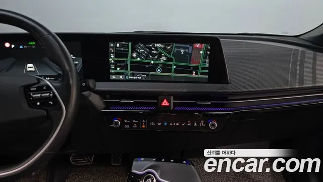 Kia EV6 — Фото автомобиля 13